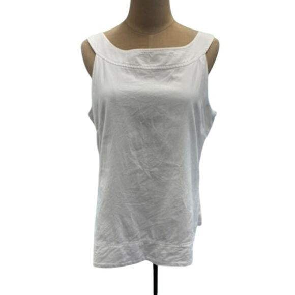 "VINEYARD VINES" 100% Cotton White Top SZ 12 Pearl Button Closure Cottage Core - Picture 1 of 6